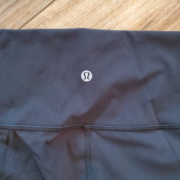 lululemon athletica Pants - Lululemon lightweight 7/8 ankle black leggings, 6
